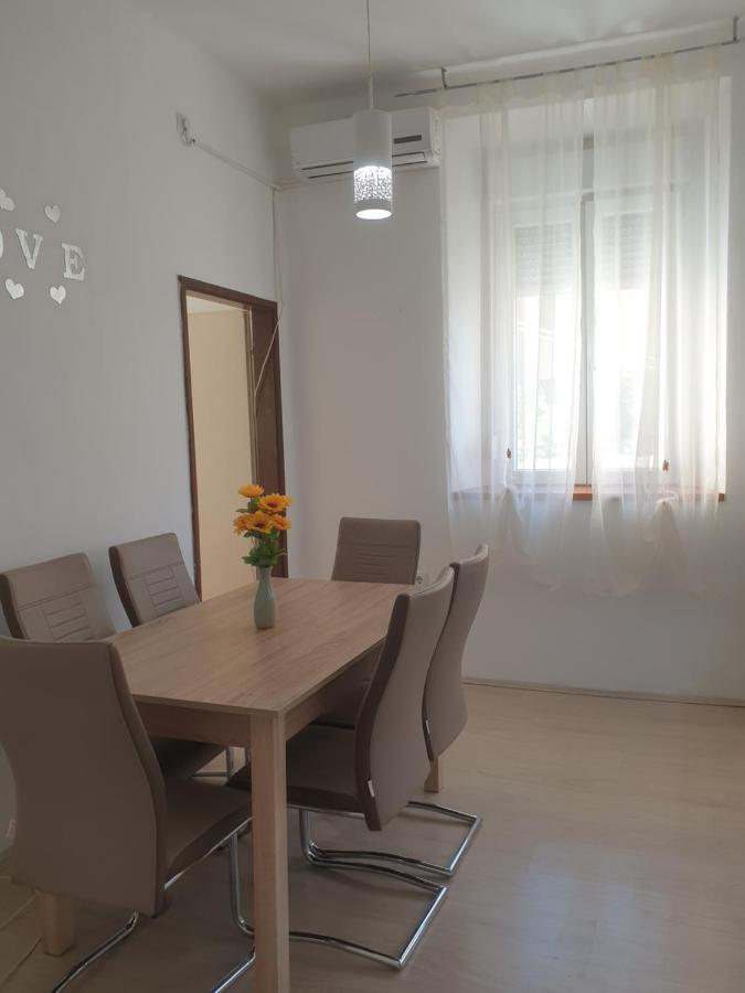 Apartment Ivano ザダル エクステリア 写真